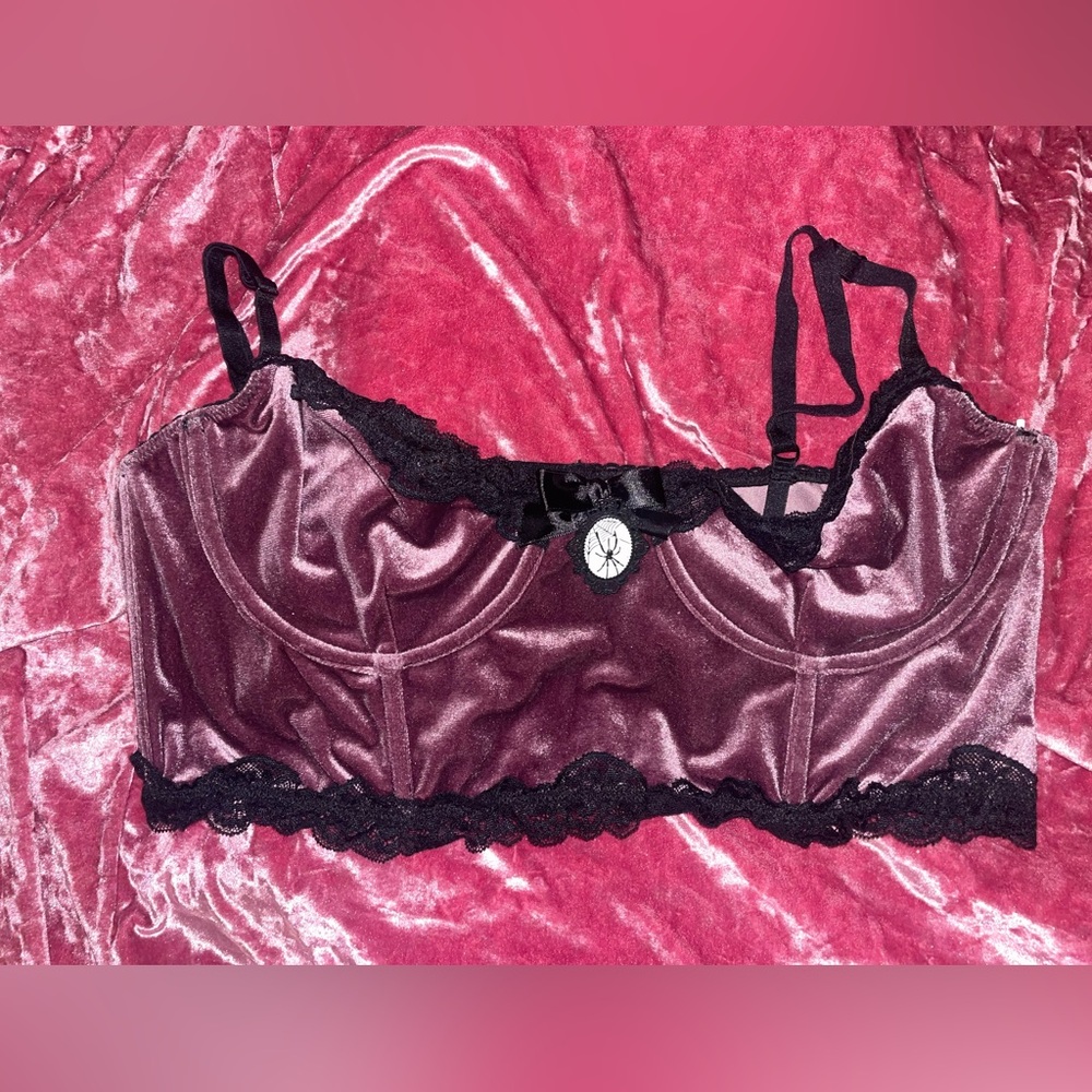 Brand: widow
Size 1X